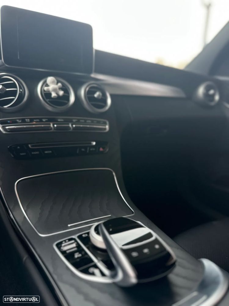 Mercedes-Benz C 250 d 4Matic Station 9G-TRONIC AMG Line - 20