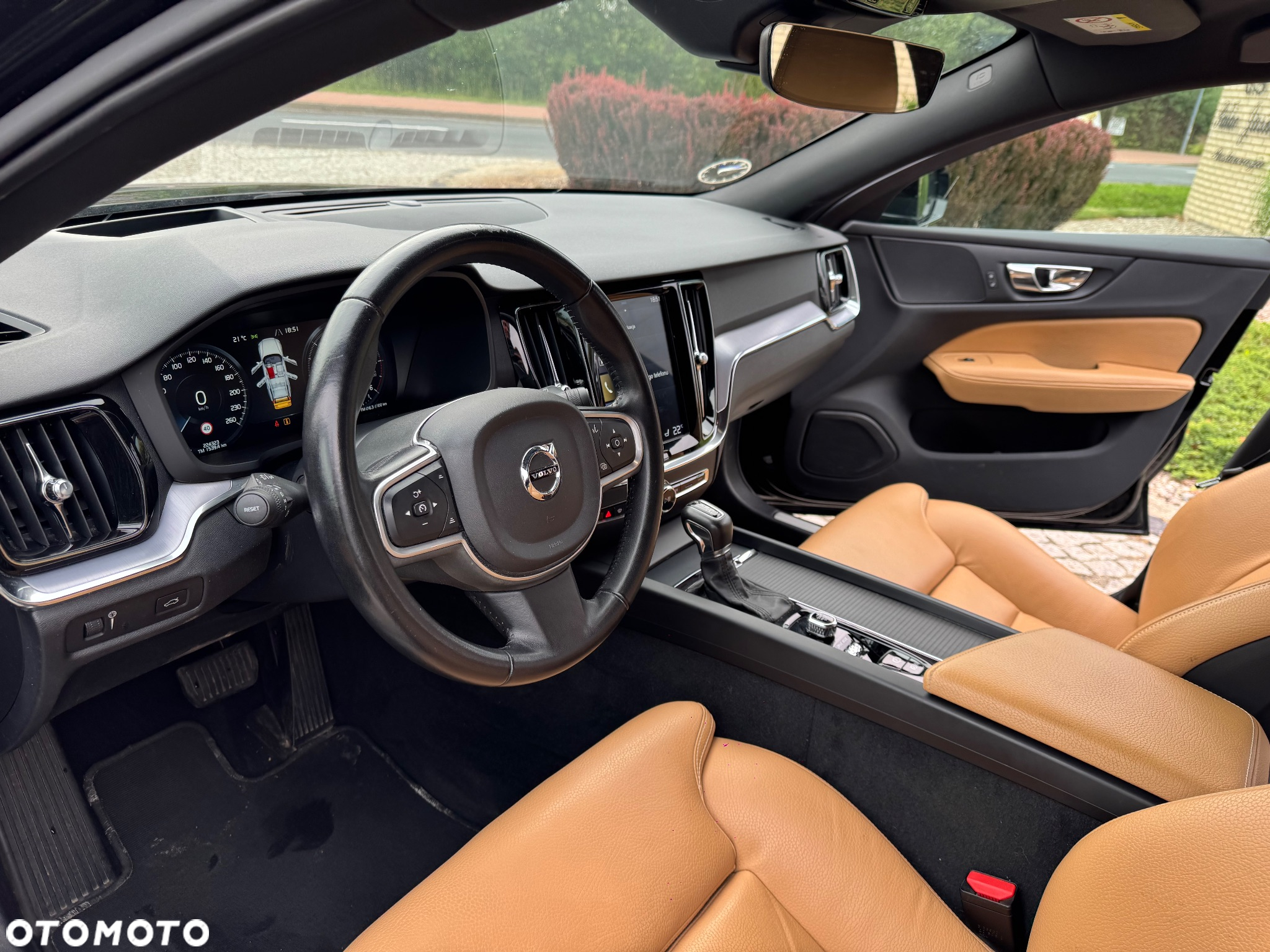 Volvo V60 D4 Momentum Pro - 28