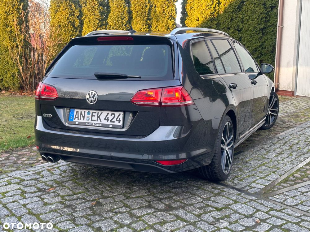 Volkswagen Golf GTD 2.0 TDI SCR DSG - 10