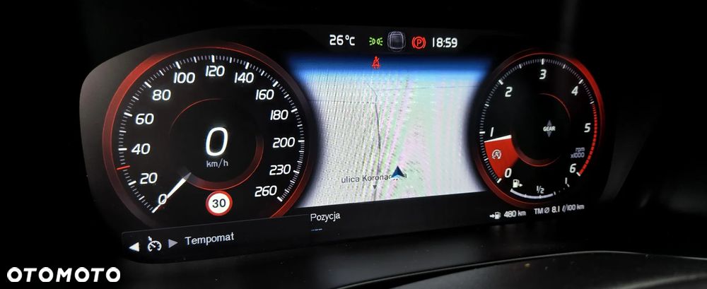 Volvo XC 40 D3 Momentum Pro - 25
