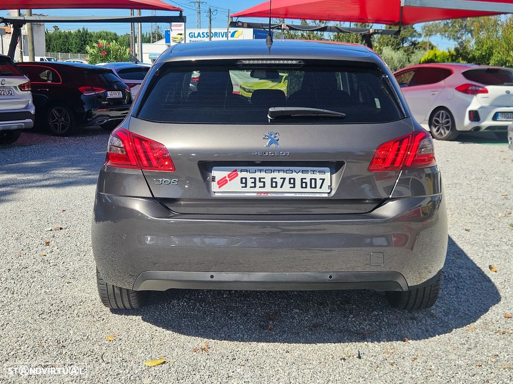 Peugeot 308 1.2 PureTech Allure Pack — fotografia 7