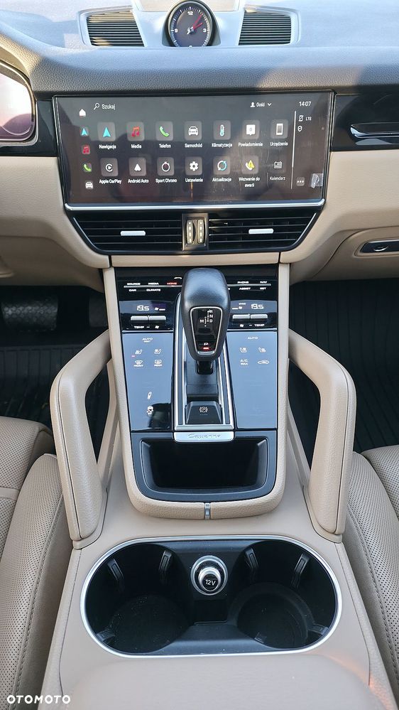 Porsche Cayenne Platinum Edition - 22