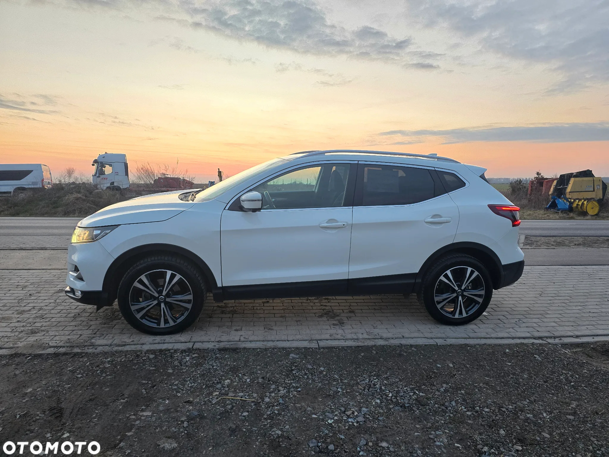 Nissan Qashqai 1.2 DIG-T 360 - 6