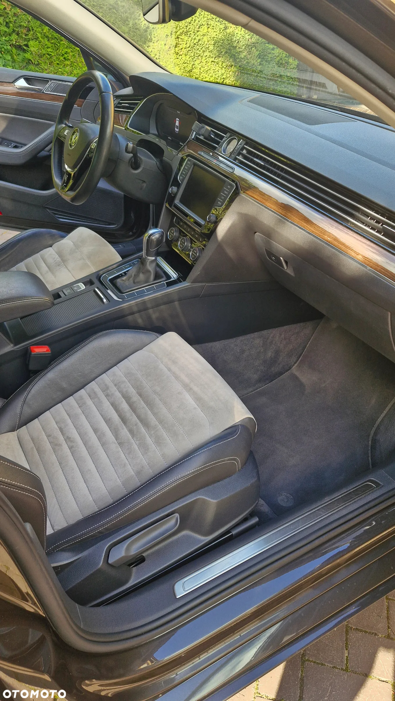 Volkswagen Passat 2.0 TDI BMT Highline DSG - 9