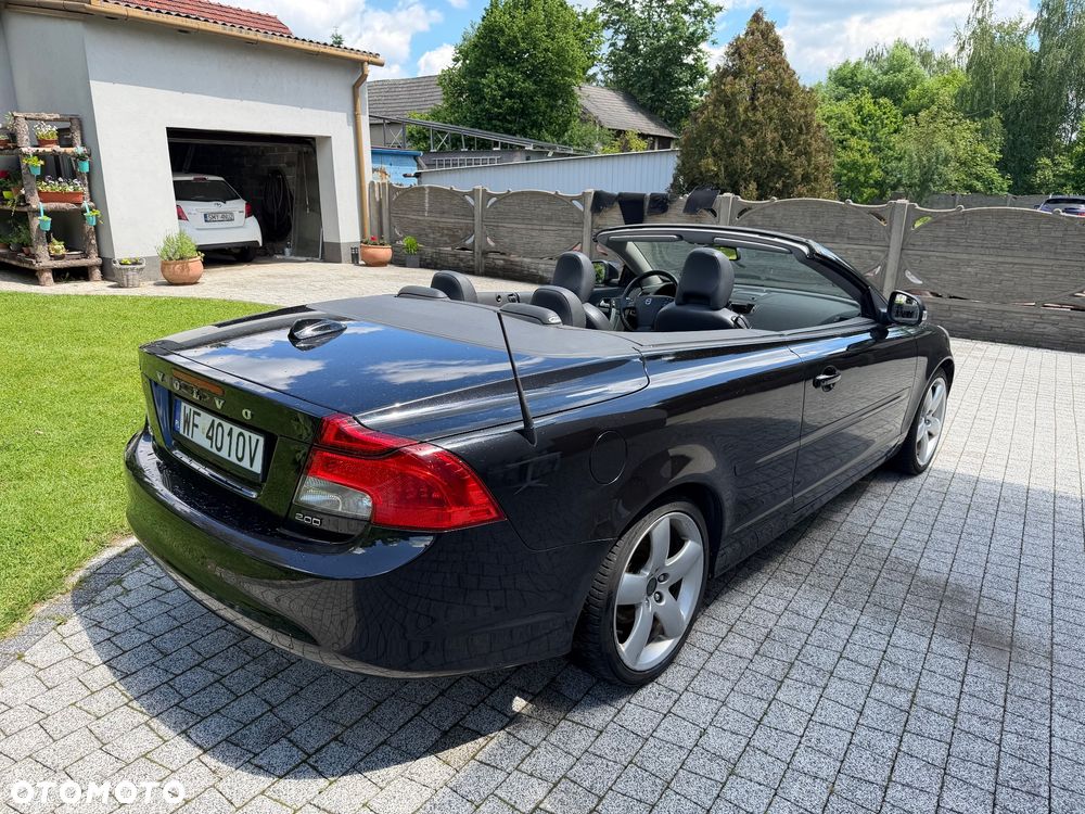 Volvo C70 2.0D Summum - 2