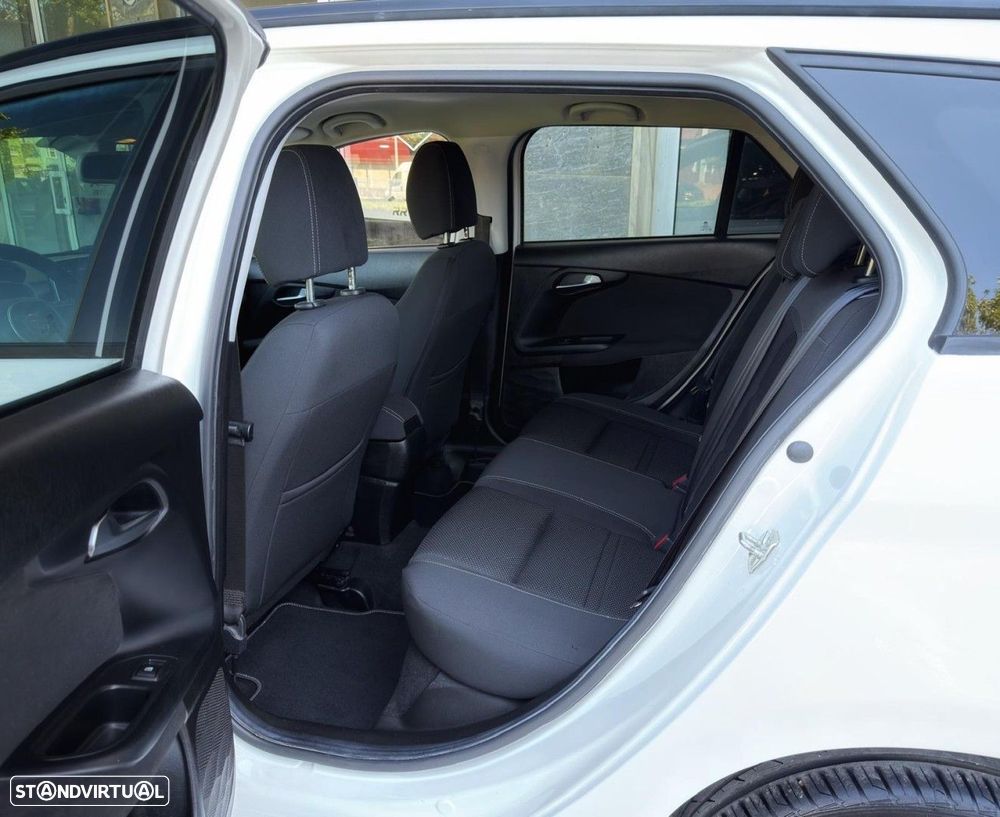 Fiat Tipo Station Wagon 1.3 M-Jet Lounge - 17