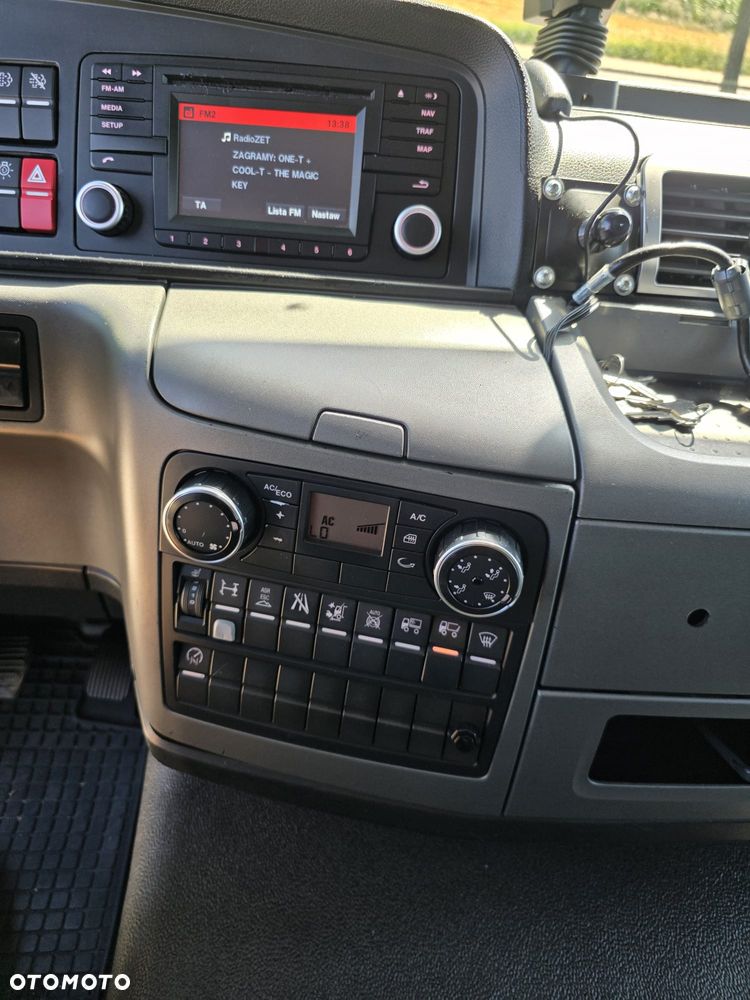 MAN TGM 18.340 / 18.290 / 15.290 / IZOTERMA / WINDA / 19PALET /E6  / SPROWADZONY / AUTOMAT / SYPIALKA / PIERWSZY WŁAŚCICIEL / BOCZNE DRZWI / STAN BARDZO DOBRY - 19