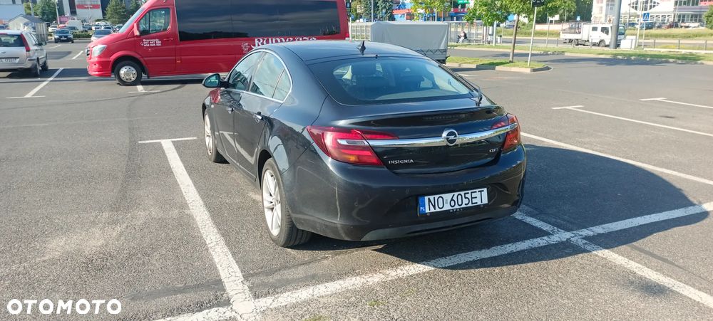 Opel Insignia 2.0 CDTI - 6