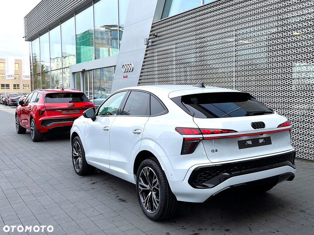 Audi Q3 Sportback - 8