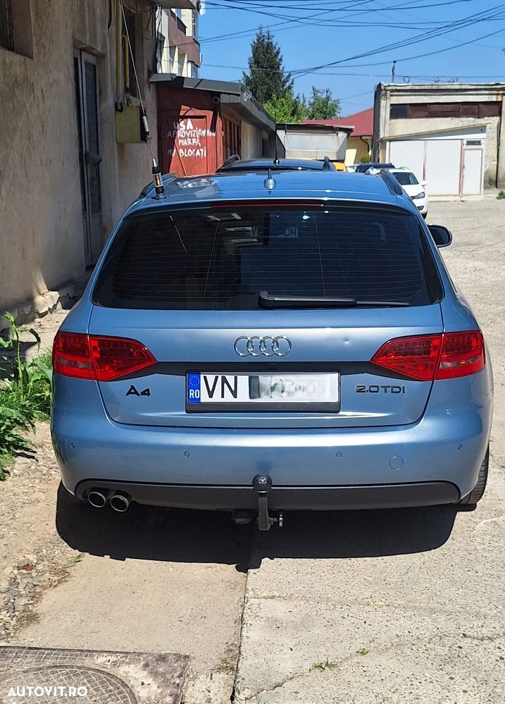 Audi A4 Limuzina 2.0 TDI B8 - 3