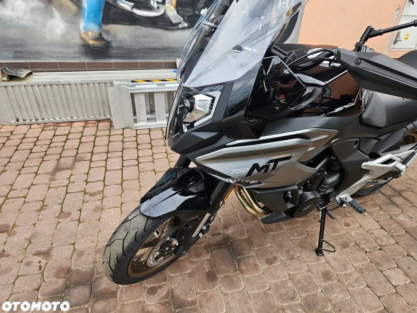 CFMoto MT - 7