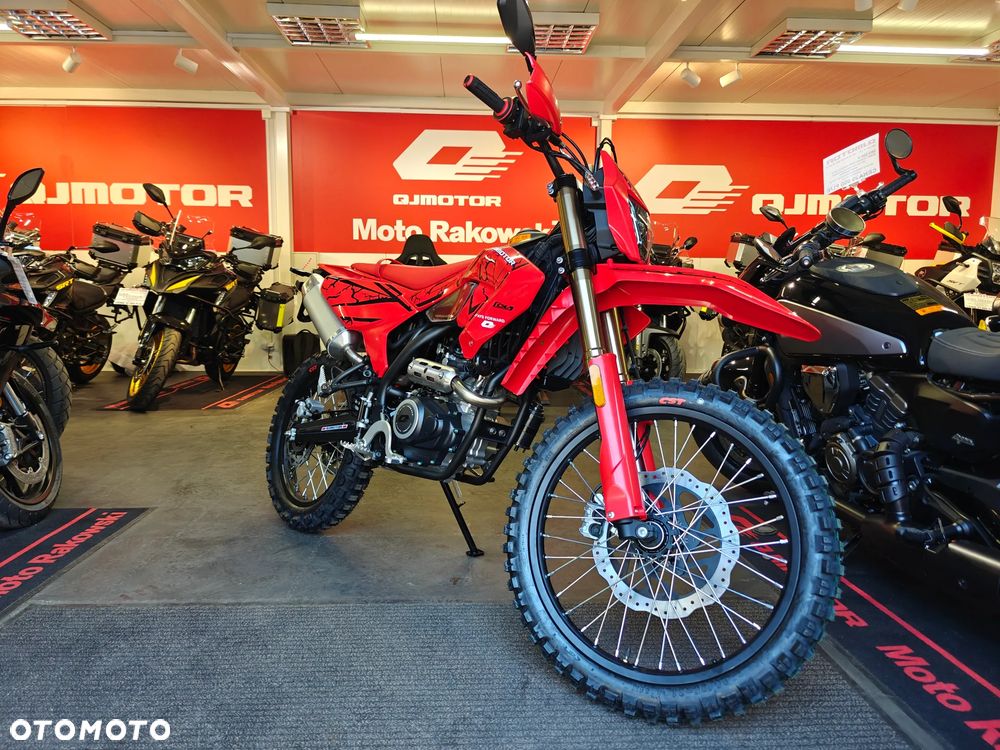 QJMOTOR COV 125X - 9