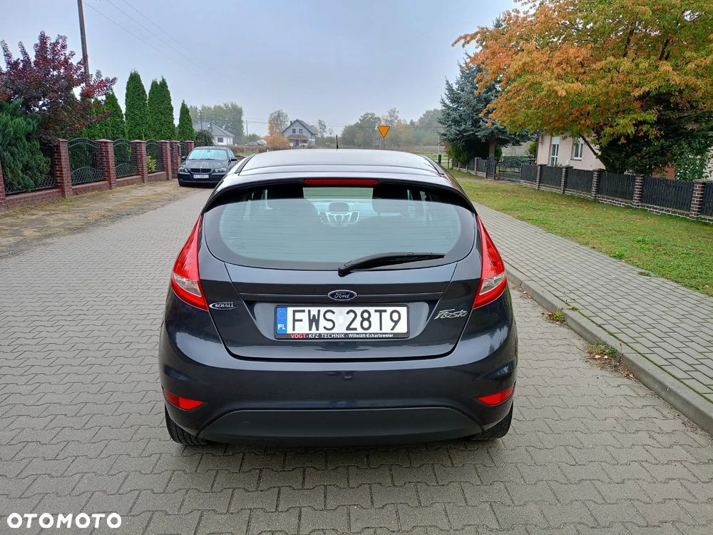 Ford Fiesta - 6
