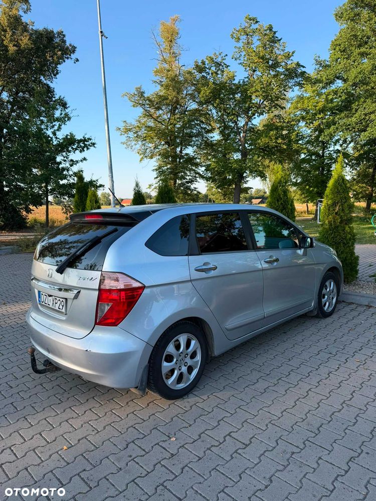 Honda FR-V - 3