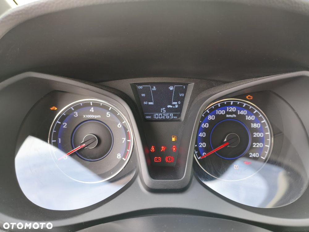 Hyundai ix20 1.6 BlueDrive Classic + - 10