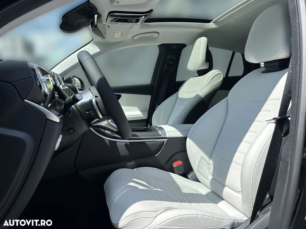 Mercedes-Benz GLC Coupe 300 e 4MATIC PHEV - 14