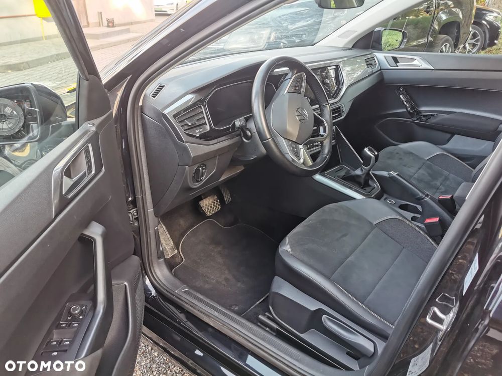Volkswagen Polo 1.0 TSI DSG Comfortline - 25