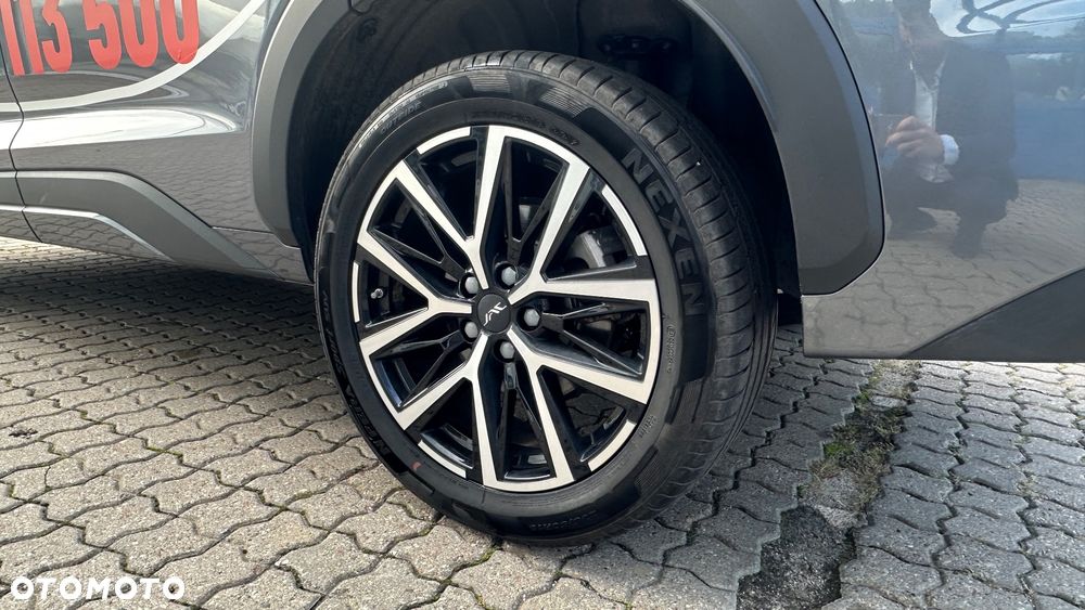 JAC JS8 - 21