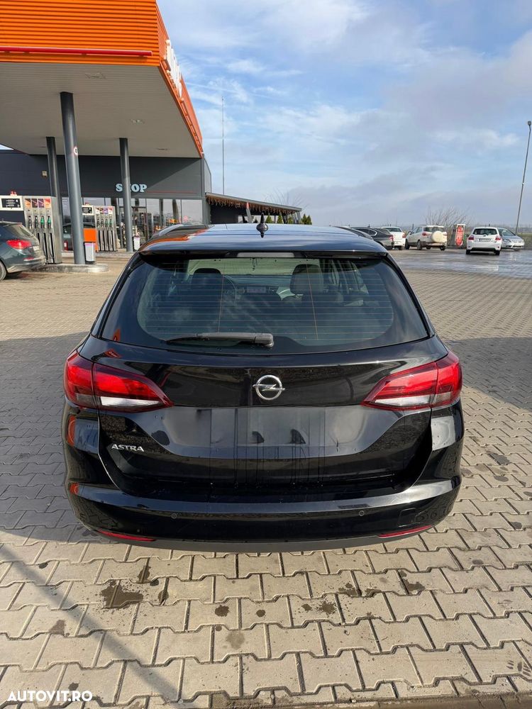 Opel Astra - 4
