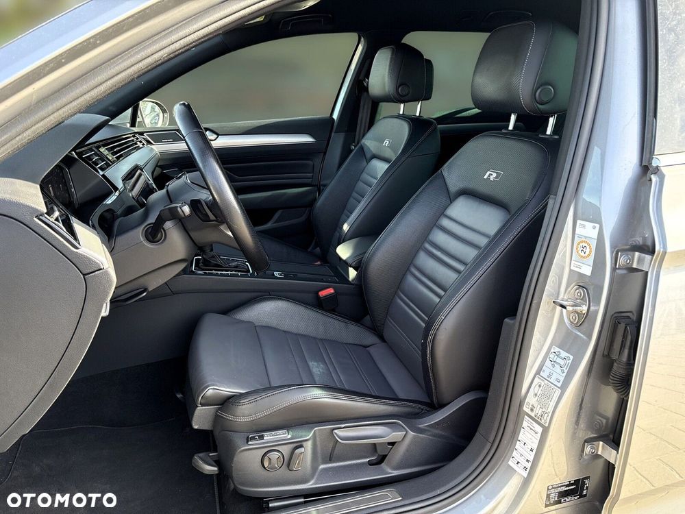 Volkswagen Passat - 10