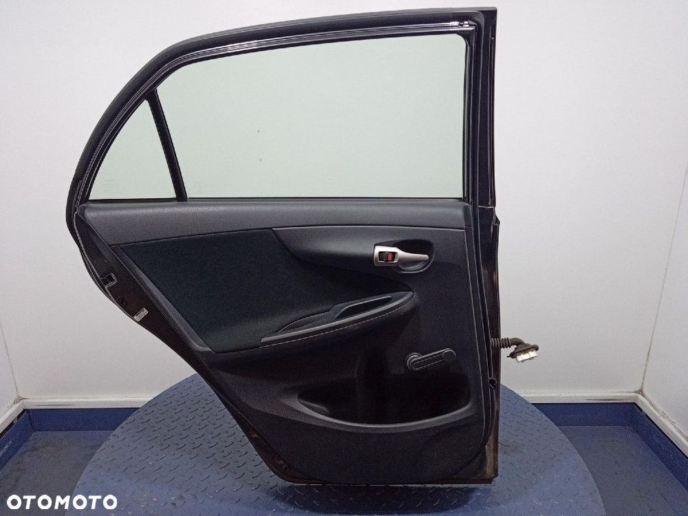 TOYOTA COROLLA X E15 06- SEDAN DRZWI TYŁ LEWE 1G3 - 4