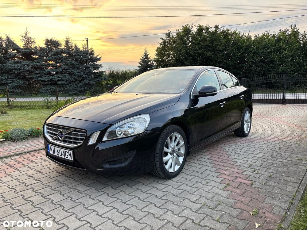 Volvo S60 - 1