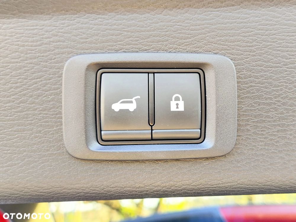 Mitsubishi Outlander - 18