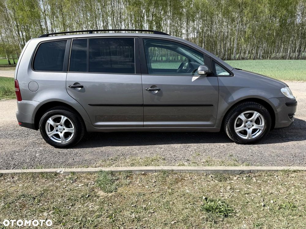 Volkswagen Touran 1.6 Freestyle - 11