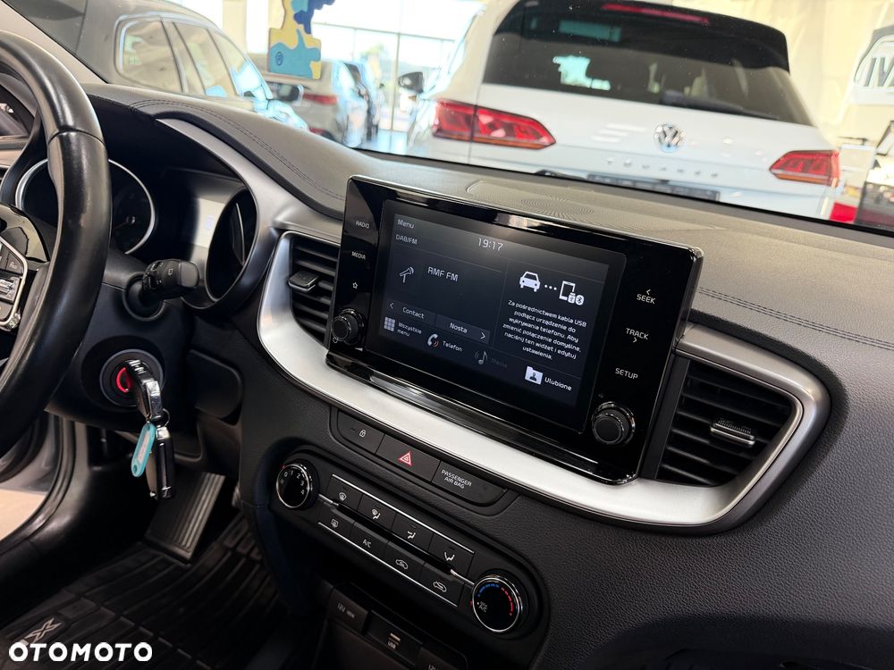 Kia XCeed 1.6 CRDi SCR L - 36
