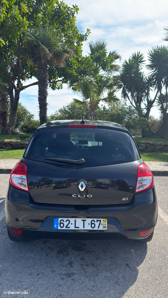 Renault Clio - 7