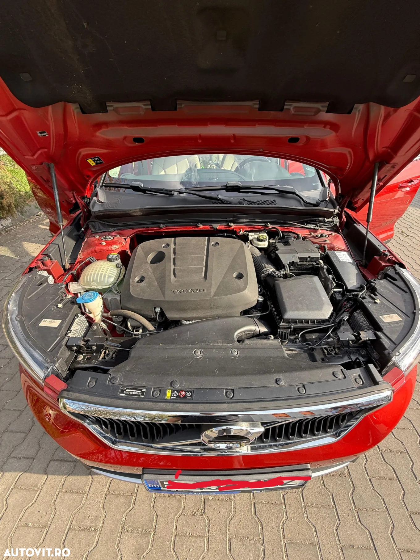 Volvo XC 40 D4 AWD Momentum - 8