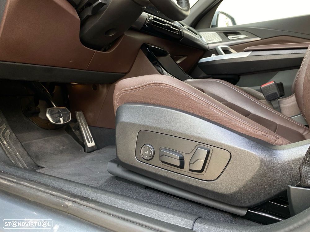 BMW iX2 xDrive30 Pack Desportivo M - 17