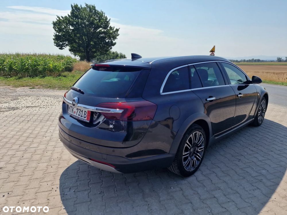 Opel Insignia 2.0 CDTI 4x4 ecoFLEX Start/Stop Business Edition - 11