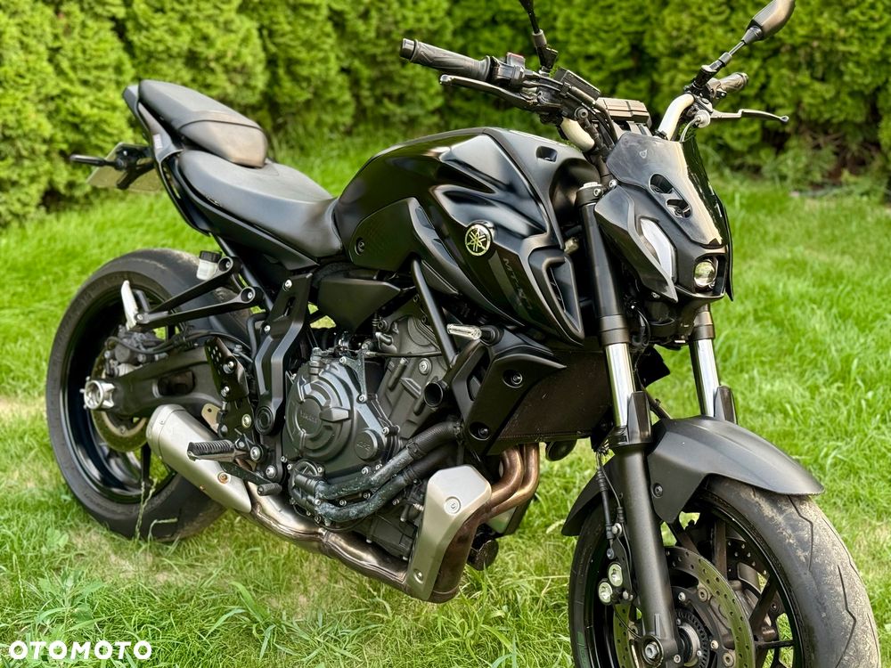 Yamaha MT - 6