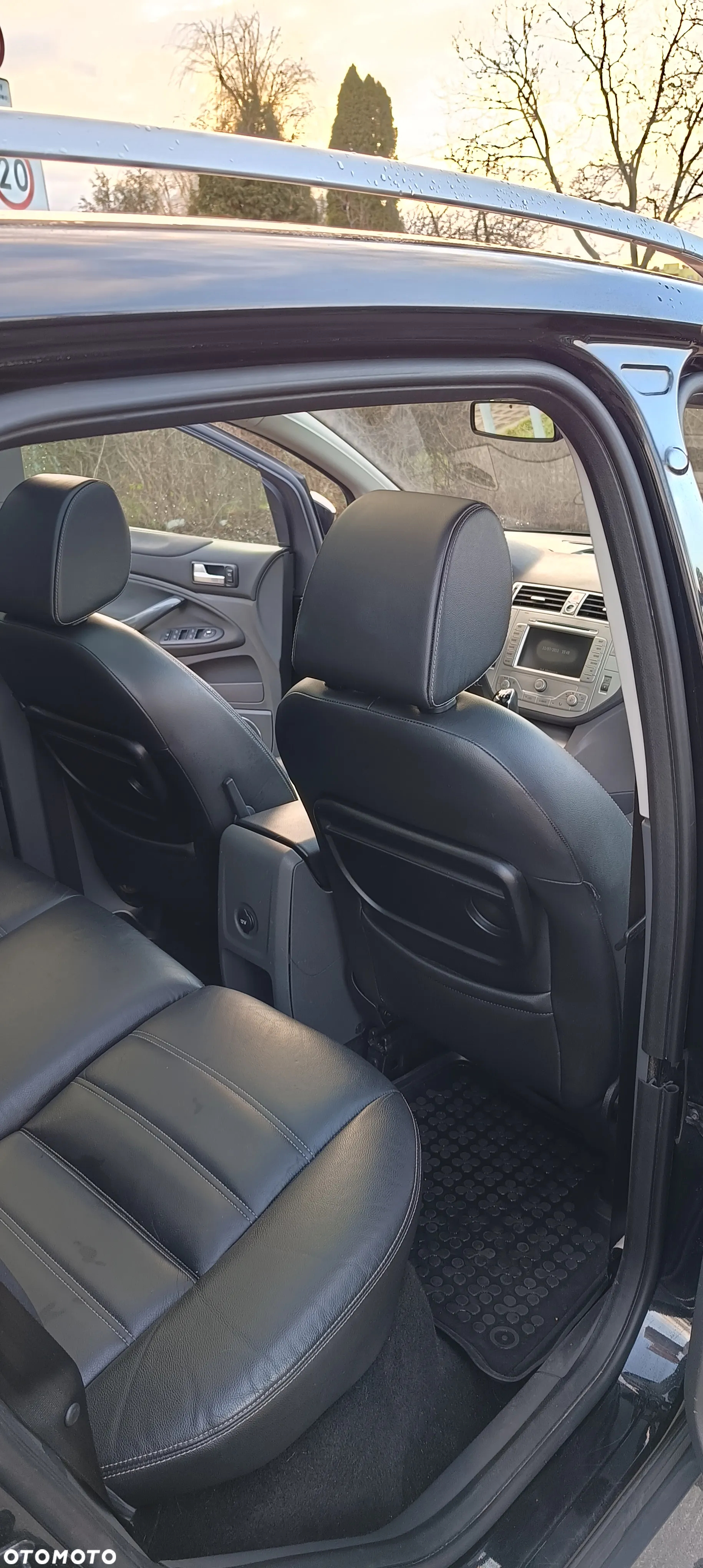 Ford Kuga 2.0 TDCi Titanium FWD - 13