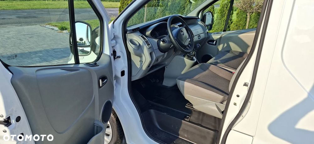 Opel vivaro - 15