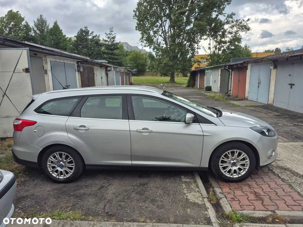 Ford Focus 1.6 Ambiente - 8