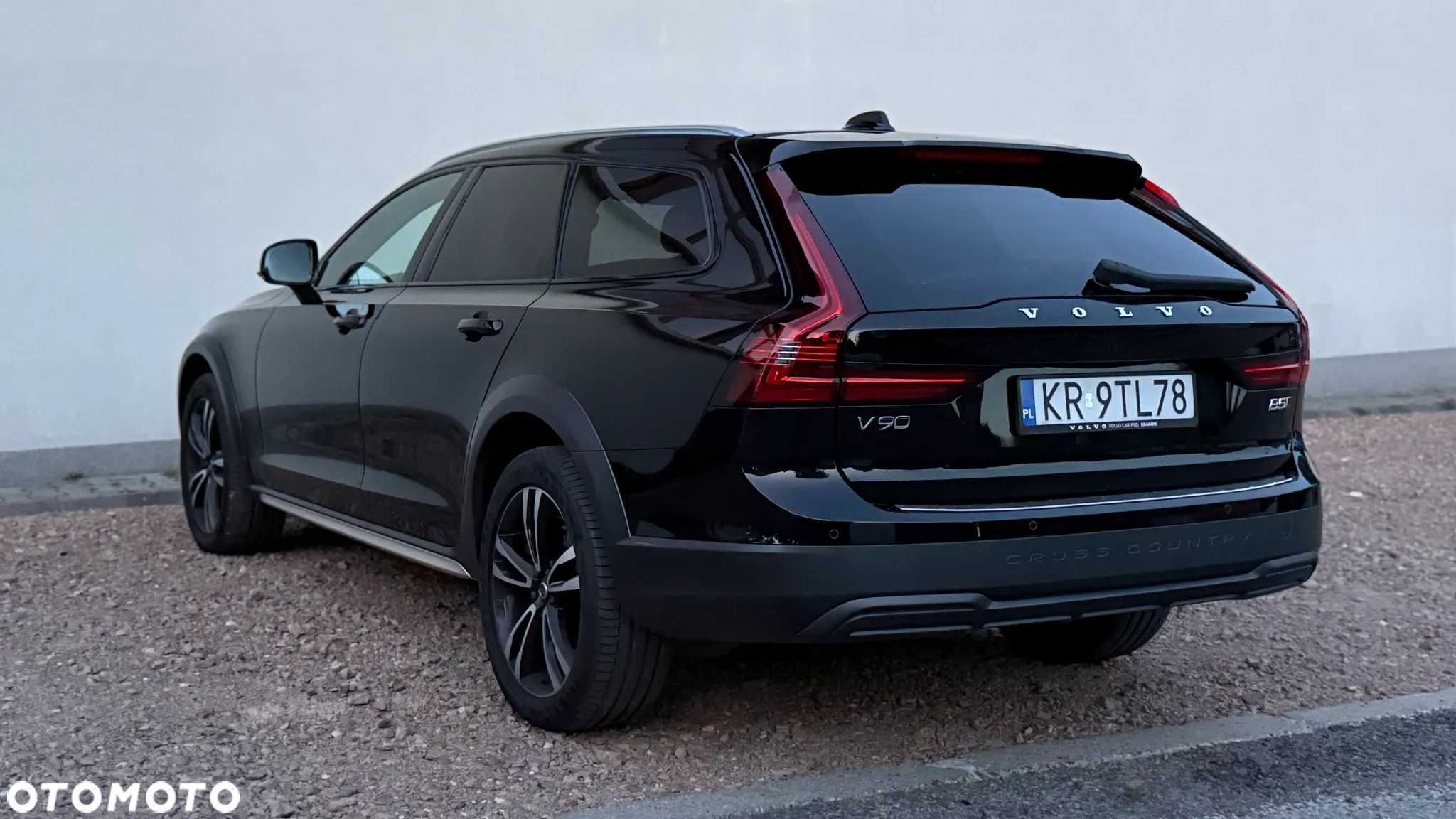 Volvo V90 Cross Country B5 D AWD Geartronic Pro - 2