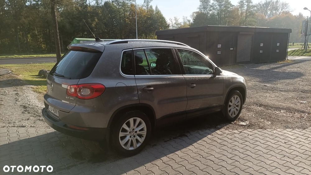 Volkswagen Tiguan - 4