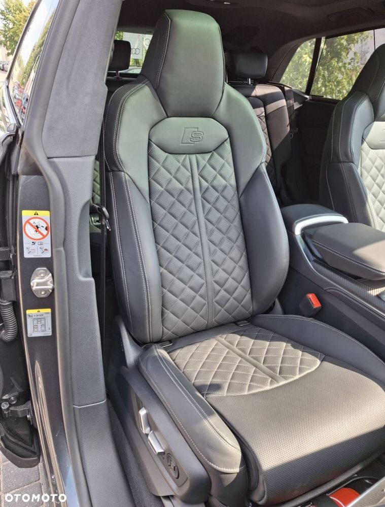 Audi SQ8 - 21