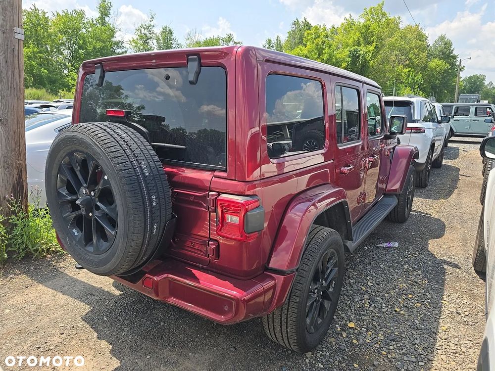 Jeep Wrangler - 8