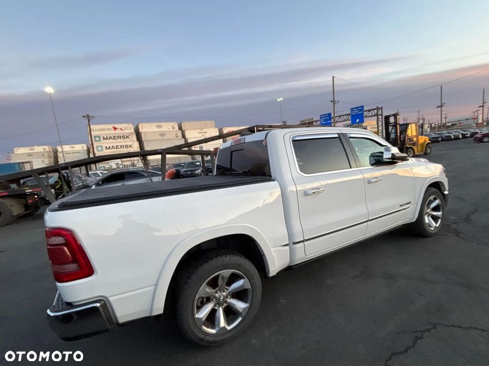 RAM 1500 Crew Cab Shortbed Limited - 8