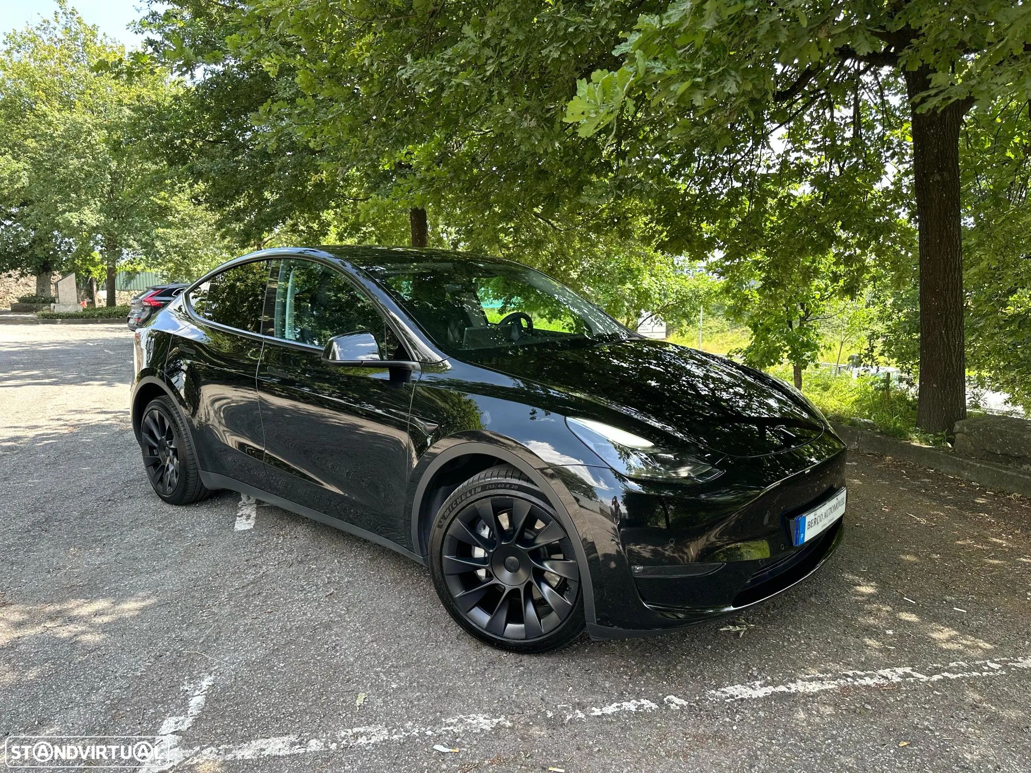 Tesla Model Y Long Range Dual Motor AWD - 1