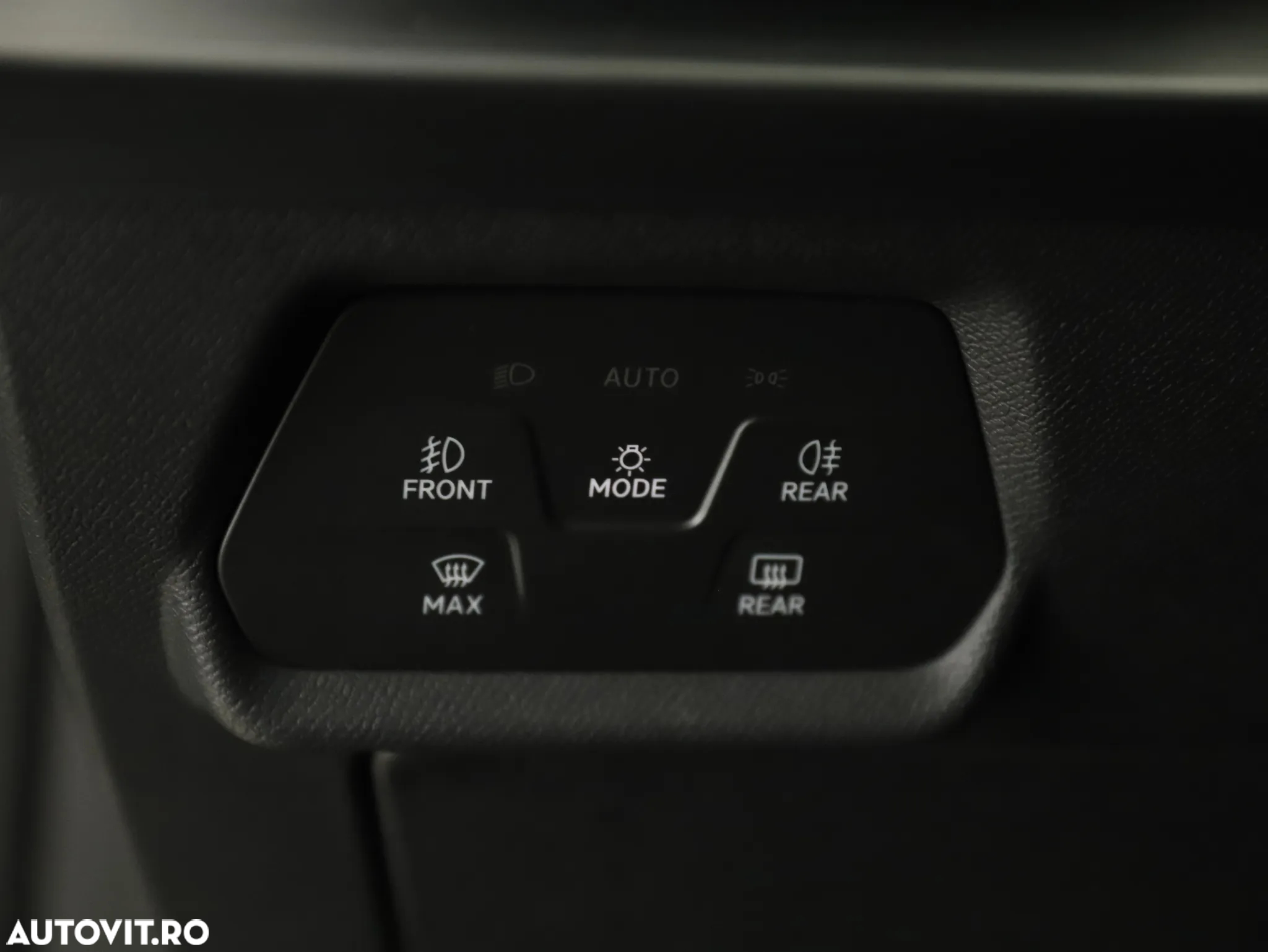 Cupra Formentor 1.4 e-HYBRID PHEV - 11