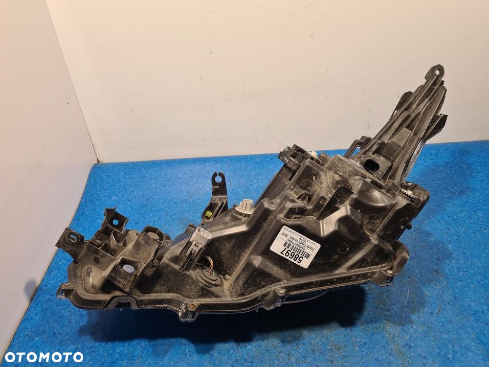 TOYOTA COROLLA E21 REFLEKTOR PRAWY 81110-02T30-00 - 12