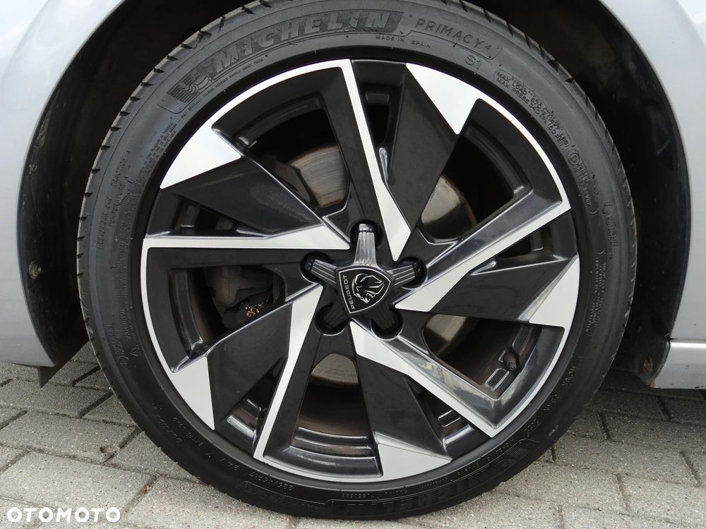 Peugeot 308 BlueHDi 130 EAT8 Stop & Start Allure Pack - 26