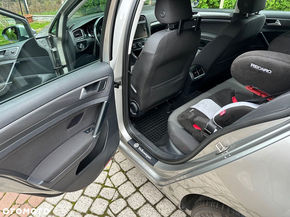 Volkswagen Golf VII 1.6 TDI BMT Comfortline - 11