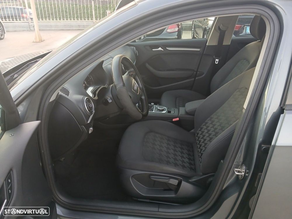 Audi A3 Sportback 1.6 TDI - 18