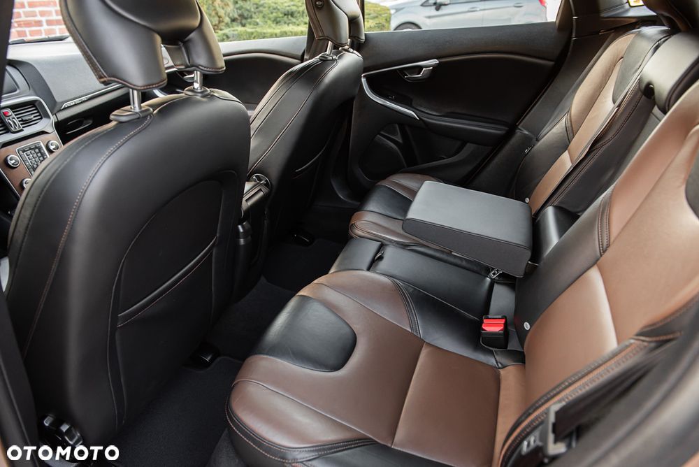 Volvo V40 Cross Country D2 - 27