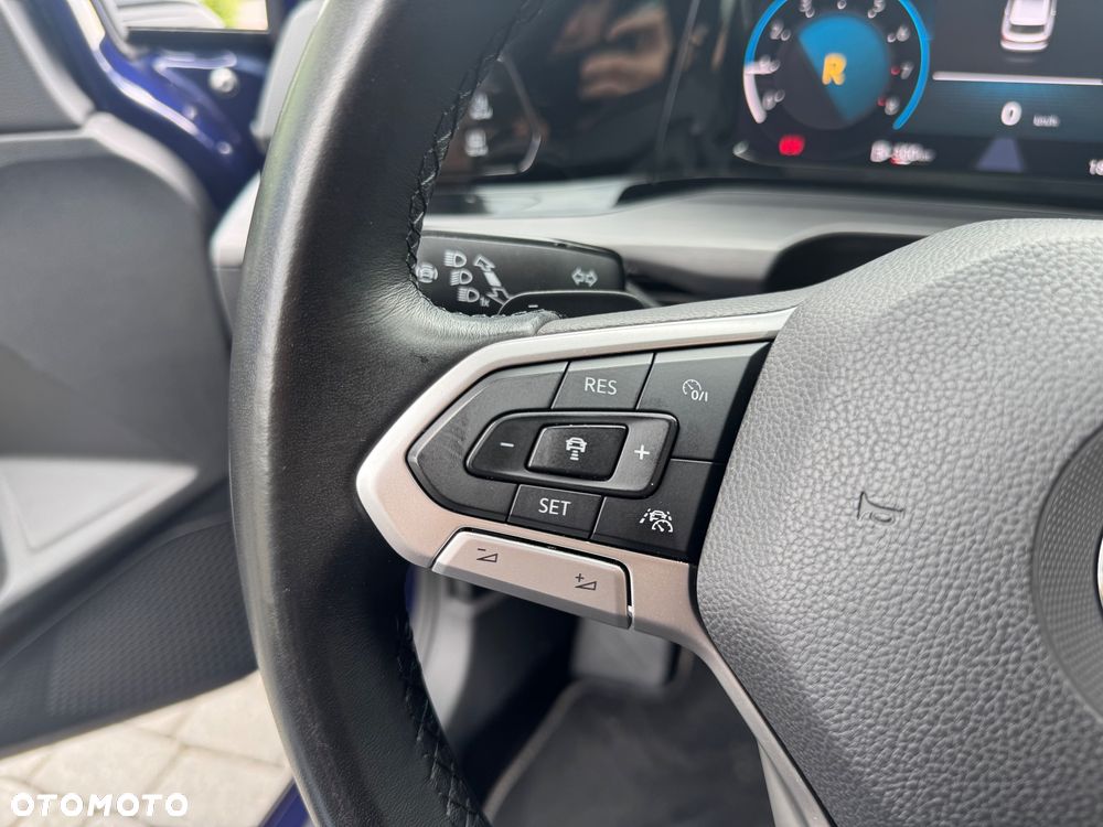 Volkswagen Golf 1.5 eTSI Style DSG - 32